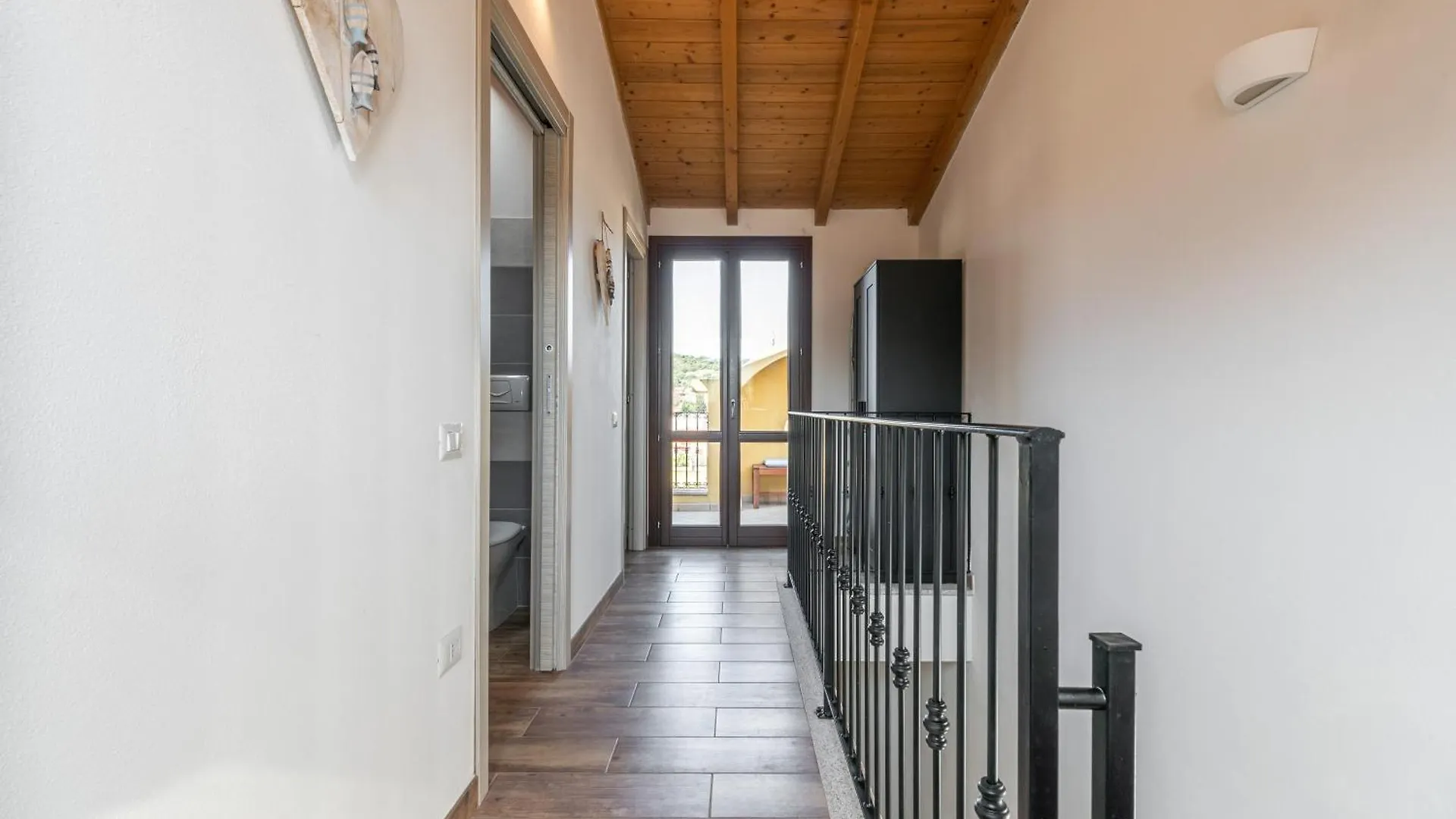 La Casa Di Francy contacts